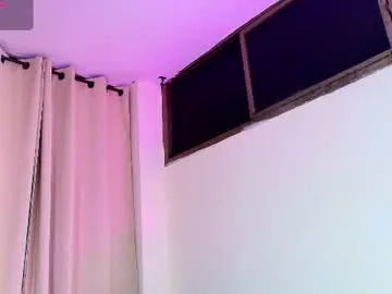 Chaturbate Live Sex Cam of samygreyy_
