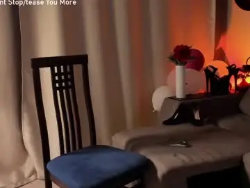 Chaturbate Watch Live Sex Cams of sensualgloow