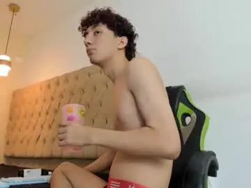 Chaturbate Watch Live Sex Cams of alantrickz365