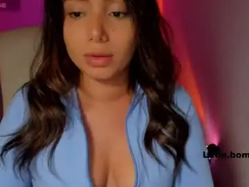 Chaturbate Free Porn Cam of cute_molly18