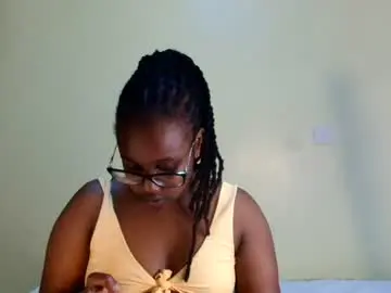 Chaturbate Live Porn of elowen655796