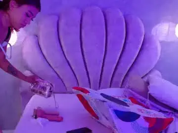Chaturbate Live Sex of bellasanderrs