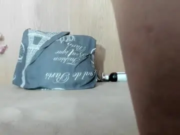 Chaturbate Nude Webcam of jenelotizz06