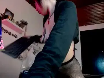 Chaturbate Sex Cam of dominic_queen