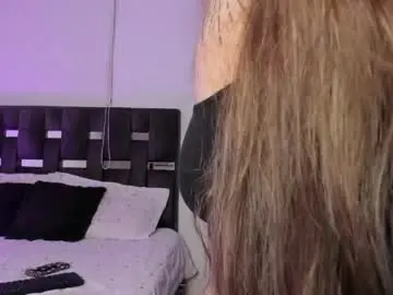 Chaturbate Adult Webcam of naughtycurvybbx