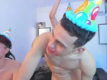 Chaturbate Live Sex Cam of sweet_wallen