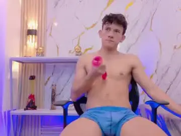 Chaturbate Sex Cam of max_silver_
