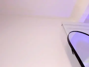 Chaturbate Free Live Porn of mileycruz_