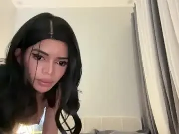 Chaturbate Live Sex Cam of ur_queen_jian