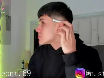 Chaturbate Adult Video Chat of logantwink18