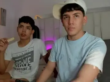 Chaturbate Sex Cam of logantwink18