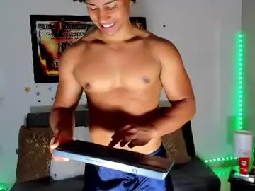 Chaturbate Live Sex Cam of nathan_sexy247