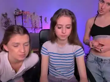 Chaturbate Live Sex Cam of daisy_baby_