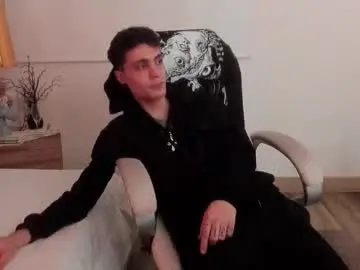 Chaturbate Free Porn Cam of dark_sun333