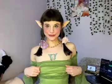 Chaturbate Nude Webcam of lili_pup_