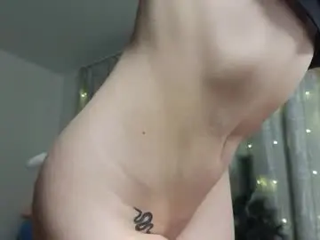 Chaturbate Live Sex Cam of _eva_queen