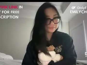 Chaturbate Live Sex Cam of emilychoi