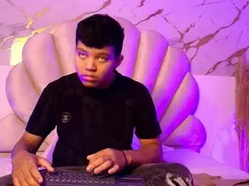 Chaturbate Live Porn of miaayhero