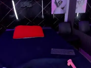 Chaturbate Free Porn Cam of nina_hazee_