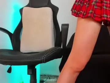 Chaturbate Free Porn Cam of sweet_lil_thing