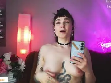 Chaturbate Private Sex Chat of foxrinehelen