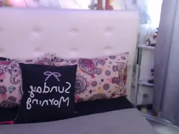 Chaturbate Watch Live Sex Cams of nicole_lewlls