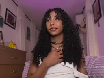 Chaturbate Free Porn Cam of wayuu_goddess