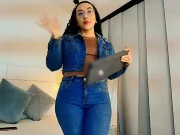 Chaturbate Free Live Porn of alehia_cute
