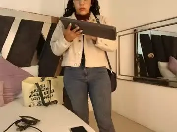 Chaturbate Live Sex of alehia_cute