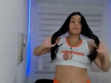 Chaturbate Nude Webcam of caroline_rodriguez_9