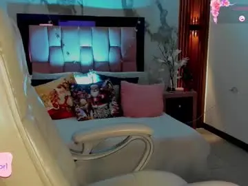 Chaturbate Live Sex Cam of jeen_taylor