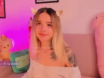 Chaturbate Nude Webcam of _tammarra_
