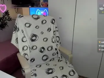 Chaturbate Sex Cam of cherrybounce