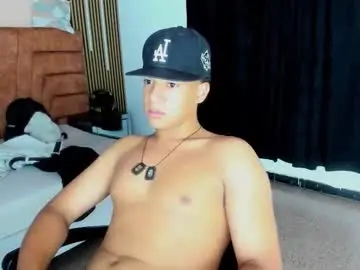 Chaturbate Sex Cam of mathy_robert