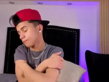 Chaturbate Free Porn Cam of danny__santoro