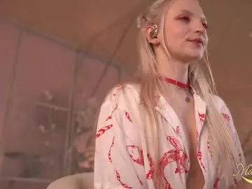 Chaturbate Adult Video Chat of marylunamay