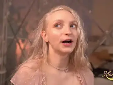 Chaturbate Free Porn Cam of marylunamay