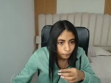 Chaturbate Watch Live Sex Cams of shaneelle