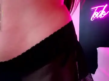 Chaturbate Live Sex Cam of juliethcruz