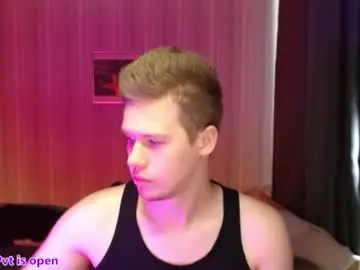Chaturbate Live Sex of sheldonmusic34