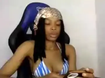 Chaturbate Best live sex cam show of deslimbody90