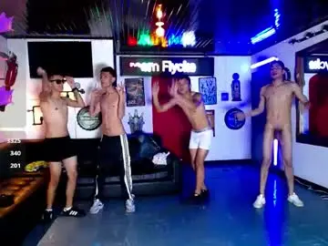 Chaturbate Sex Cam of flyckers