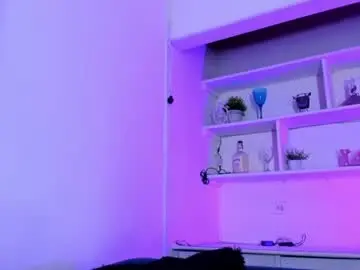 Chaturbate Live Sex Cam of saelivrae