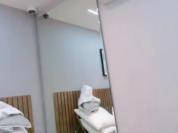 Chaturbate Live Sex Cam of valerya_collem