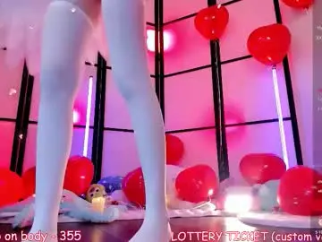 Chaturbate Best live sex cam show of milkycute