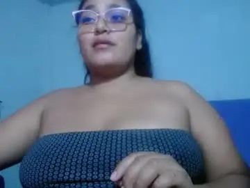Chaturbate Live Sex Cam of sexy_love_15