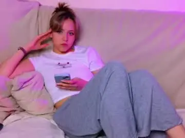 Chaturbate Live Sex Cam of cindylovesmith