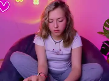 Chaturbate Adult Video Chat of cindylovesmith