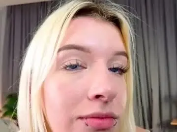 Chaturbate Watch Live Sex Cams of dorarindels