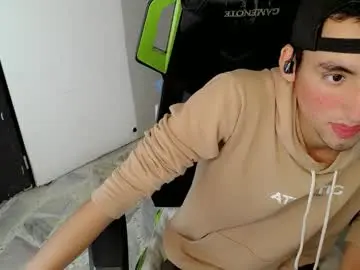 Chaturbate Best live sex cam show of fernan_flow